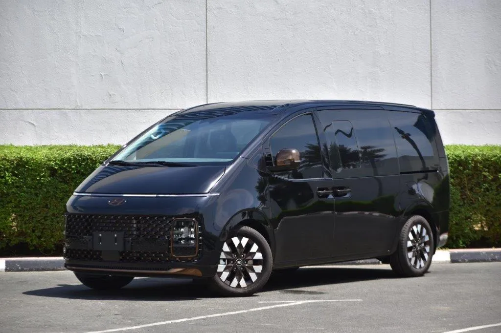 2022 Staria | New Hyundai Staria CEO for Sale in Dubai, UAE