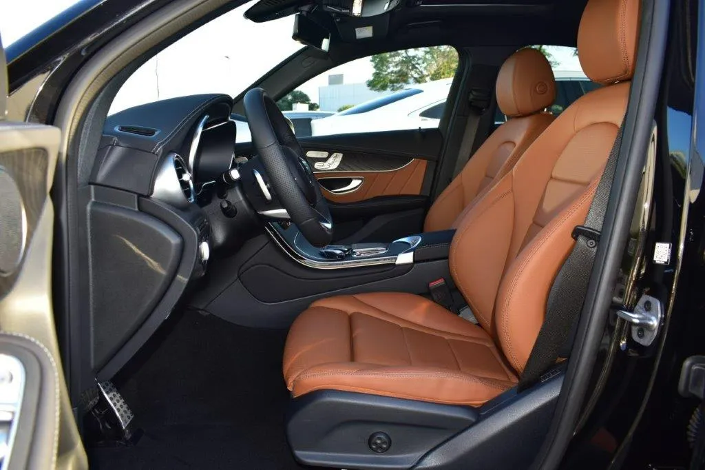 GLC 300 Price in Dubai | Dubai SUV | Sahara Motors Dubai