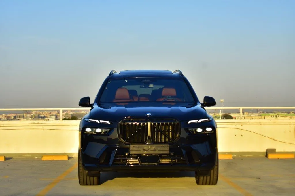 BMW X7 | 2023 BMW xDrive 40i M-SPORT 3.0L AWD 7-Seater AT | Sahara Motors Dubai