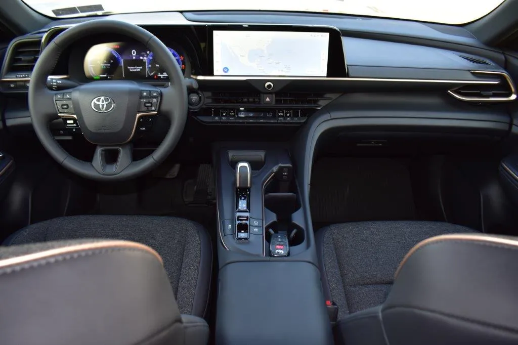 New Toyota Crown For Sale | Sahara Motors Dubai