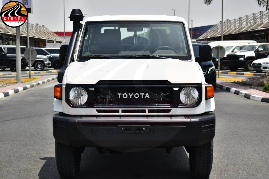 2025 Toyota Land Cruiser 79 | LC79 Double cabin | Land cruiser Diesel | Land Cruiser for export | Sahara Motors Dubai
