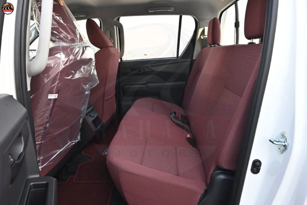 2027 Toyota Hilux DLS, 2027 Toyota Hilux 2.8L diesel, Toyota Hilux Double Cabin, Toyota Hilux 4x4 pickup, Toyota Hilux automatic transmission, Toyota Hilux 2.8 diesel 4WD, Toyota Hilux pickup for sale, Toyota Hilux DLS Dubai, Toyota Hilux UAE, Toyota Hilux export from Dubai, 2027 Toyota Hilux specifications, Toyota Hilux 5-seater pickup, Toyota Hilux 201 HP, Toyota Hilux 500 Nm torque, Toyota Hilux diesel pickup truck